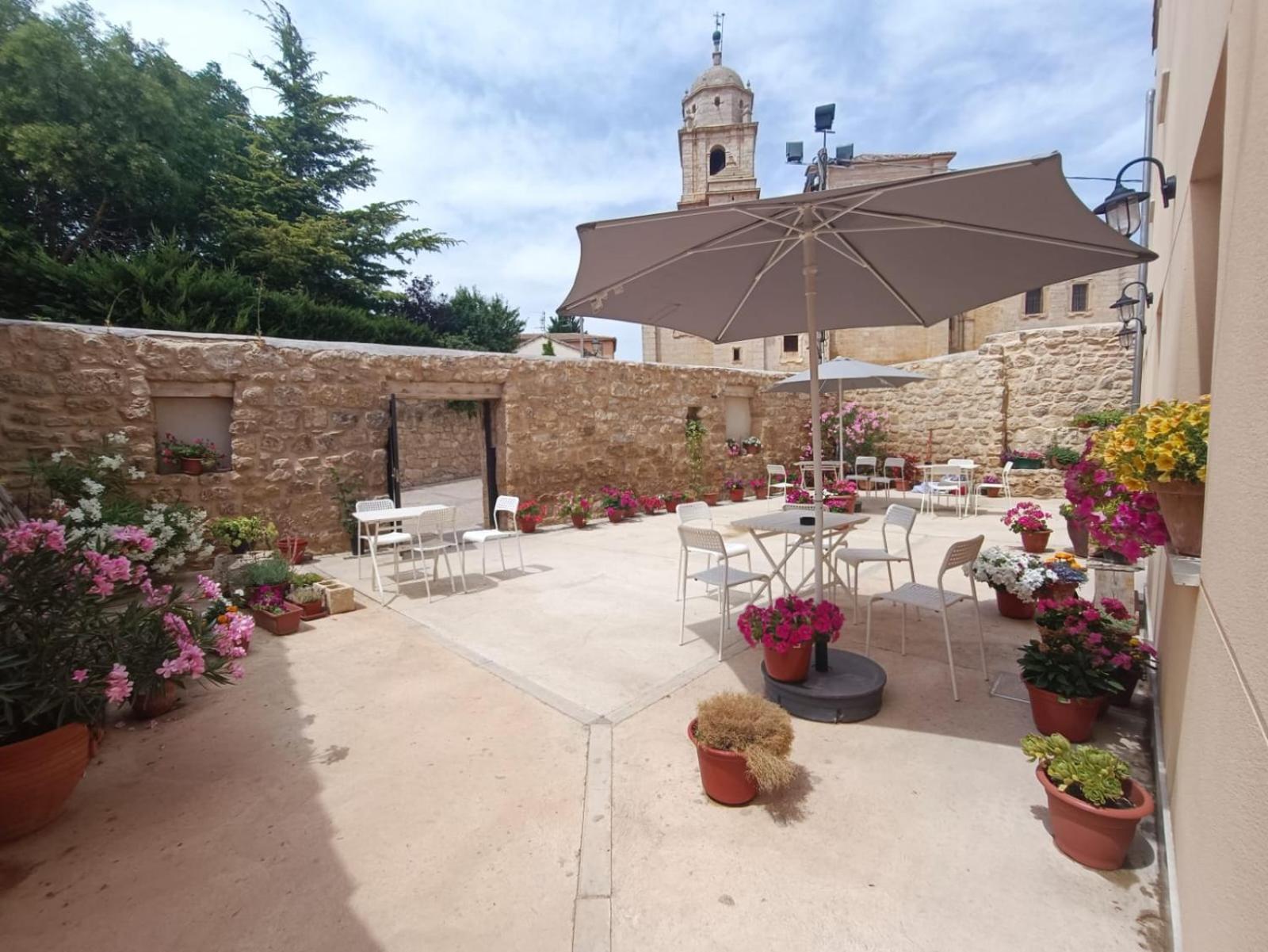 La Rinconada Hostel Castrojeriz Bagian luar foto